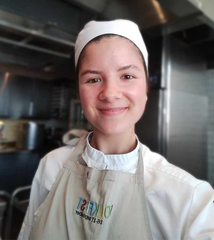  Pauline Mathon, élève en 3ème année Bachelor Arts Culinaires et Entrepreneuriat option Pâtisserie à FERRANDI Paris