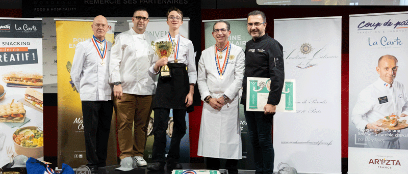 Romain Piccini , élève à FERRANDI Paris rempporte le Trophée Or de l’Oyster Chef Challenge Marennes Oléron 2023.