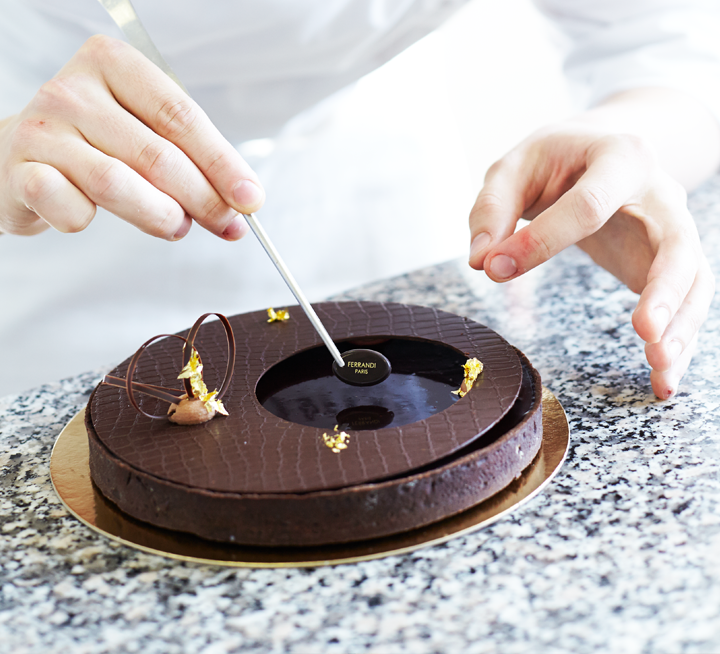  Introduction to the Fundamentals of Chocolate and Confectionery- FERRANDI Paris